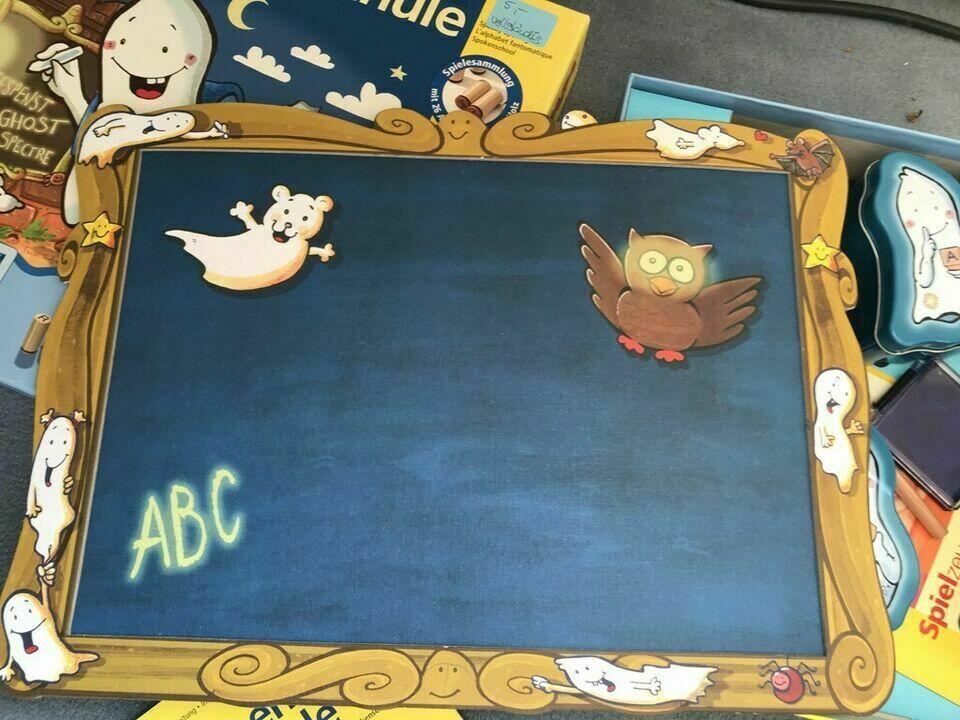 Gespensterschule Eclate