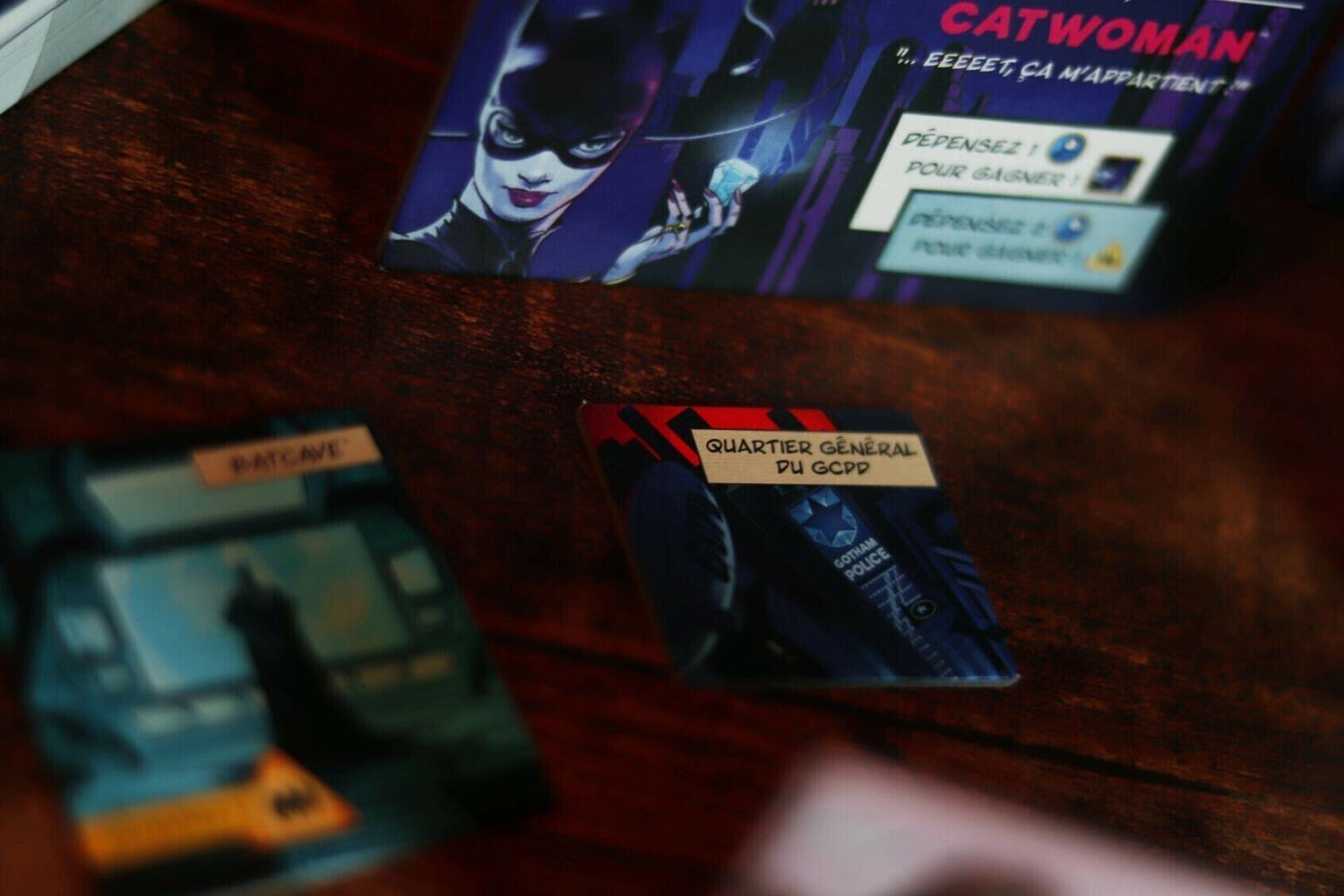 Détective: Tout n'est que Mensonge Zoom