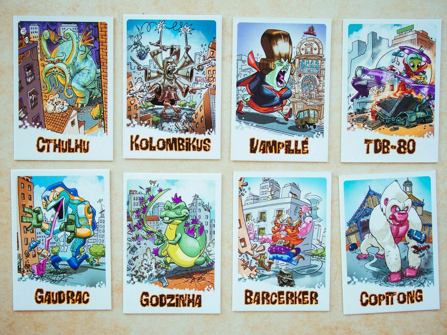 Destroy BCN ! Cartes