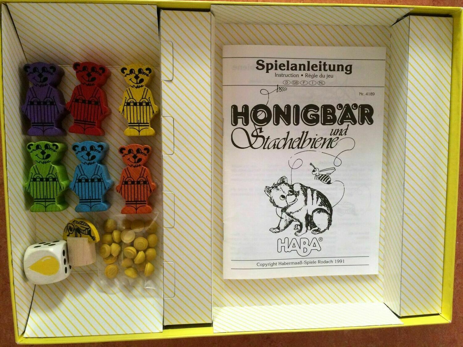 Honigbär und Stachelbiene Eclate