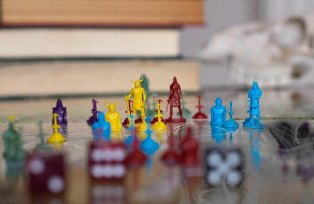 Risk: The Elder Scrolls V - Skyrim Figurines