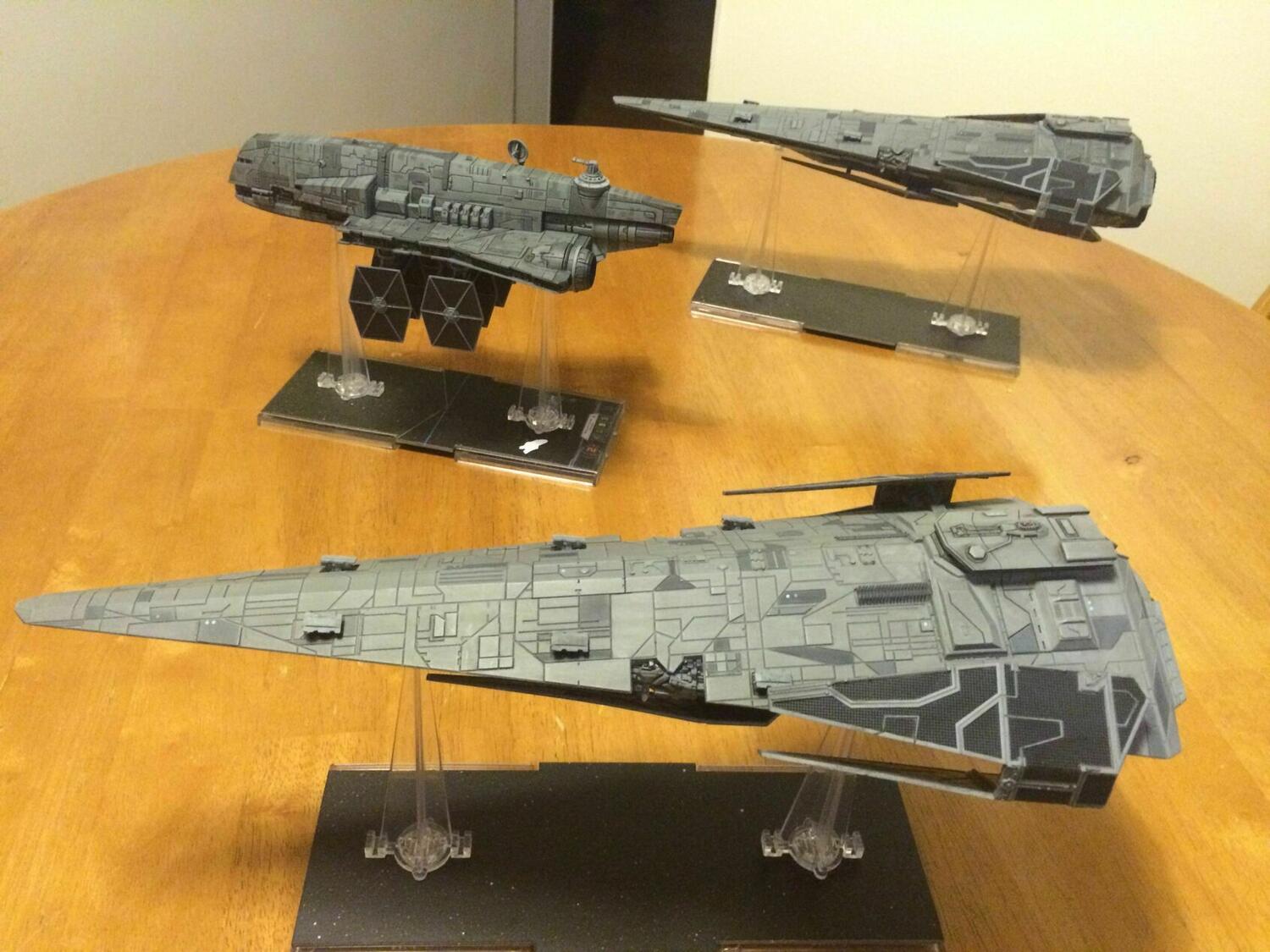 Star Wars: X-Wing - Le Jeu de Figurines - Transport d'Assaut Impérial Vaisseaux