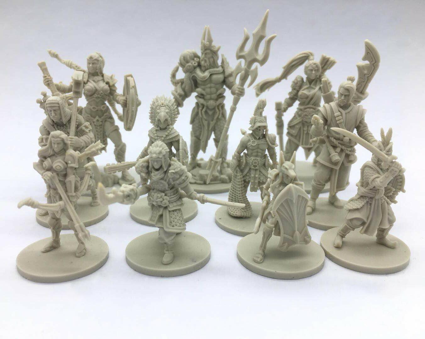 Monumental Figurines