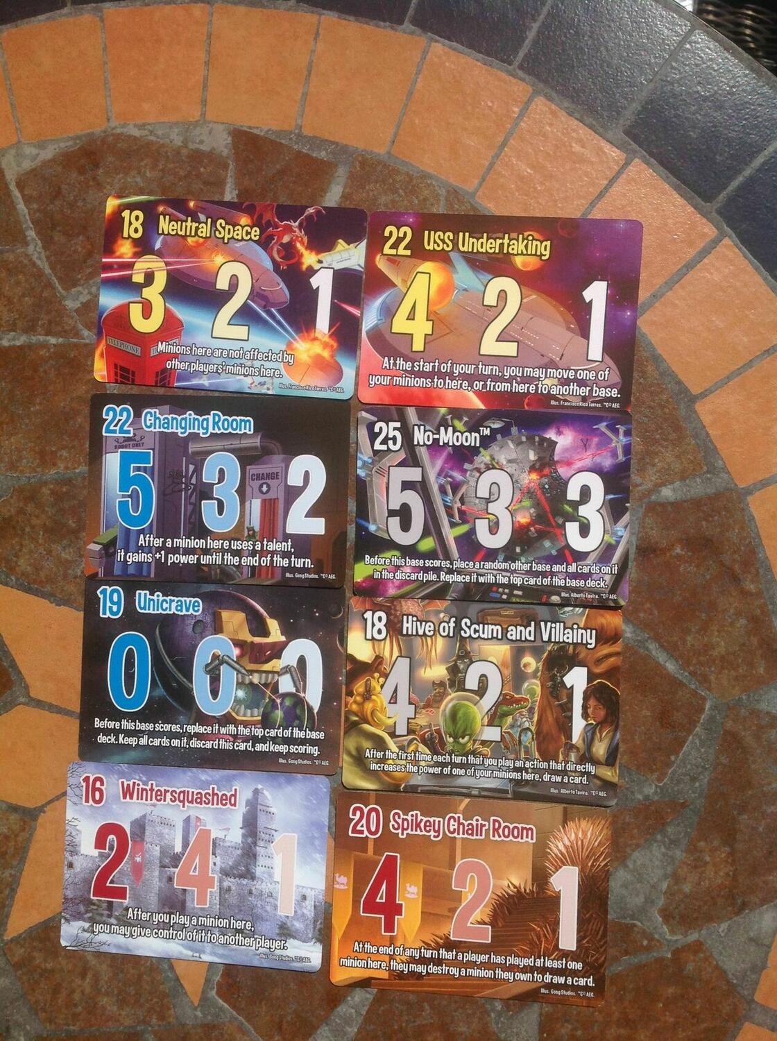 Smash Up: Ressemblances Fortuites Cartes