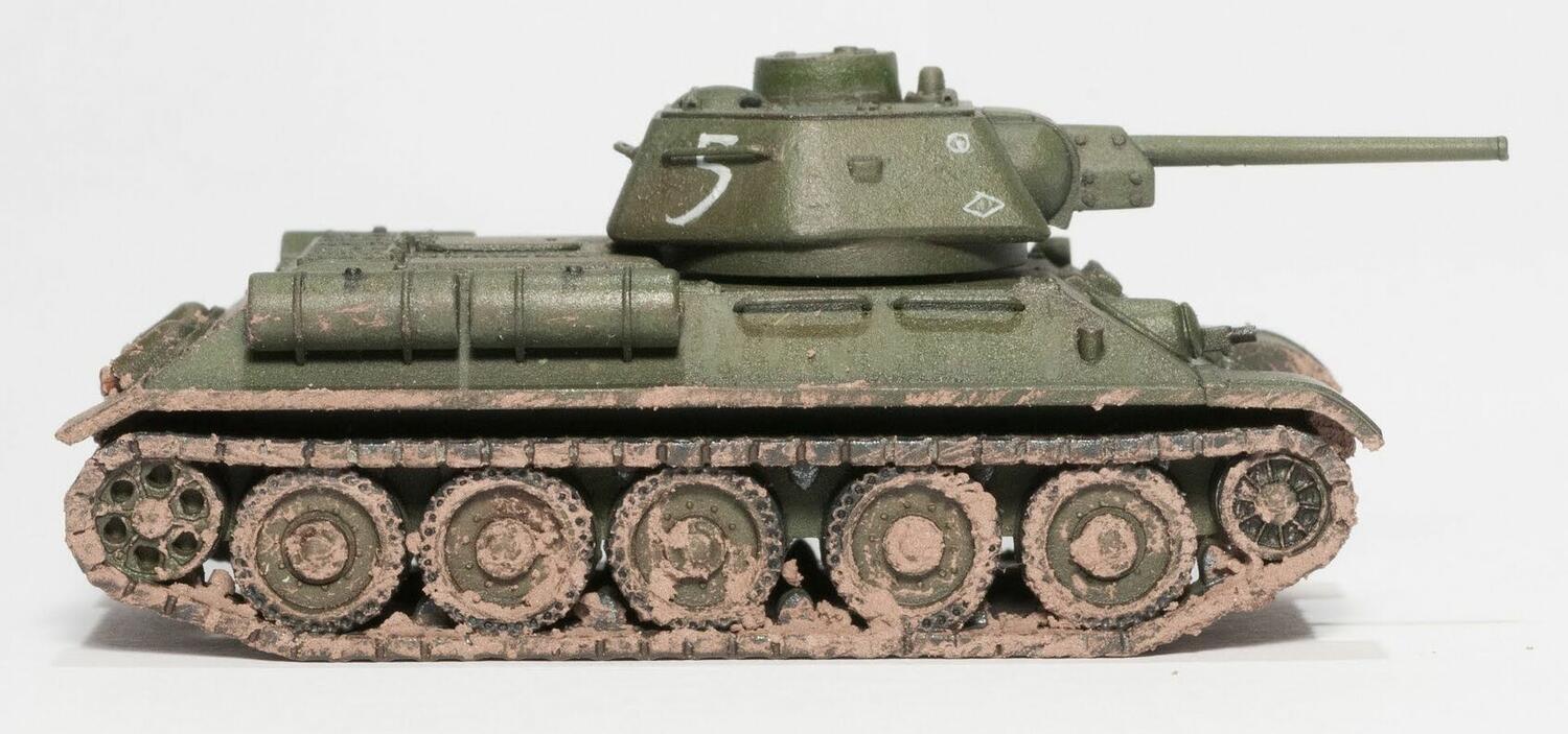 TANKS: T-34 Figurine