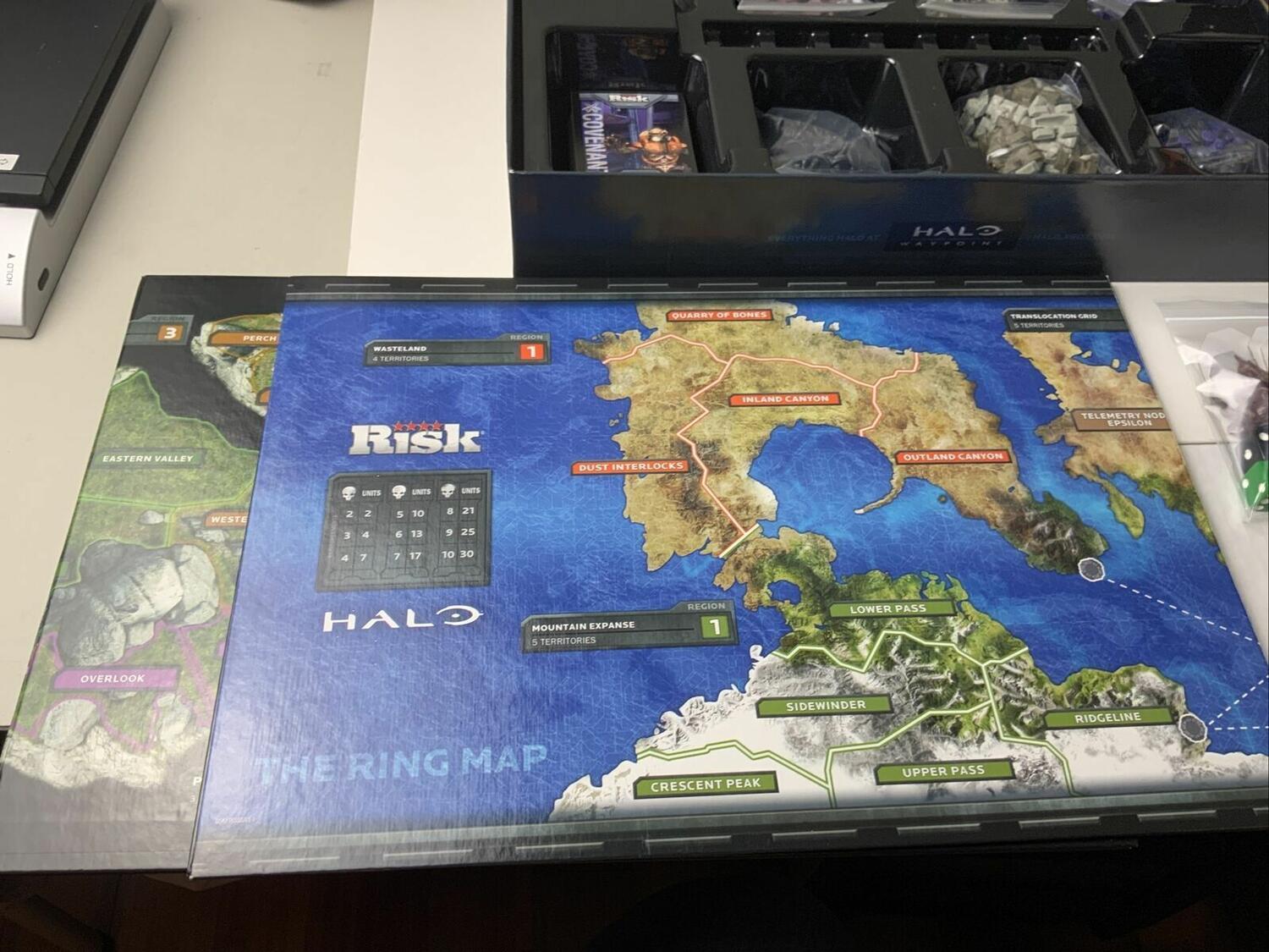 Risk: Halo Wars - Legendary Edition Eclate
