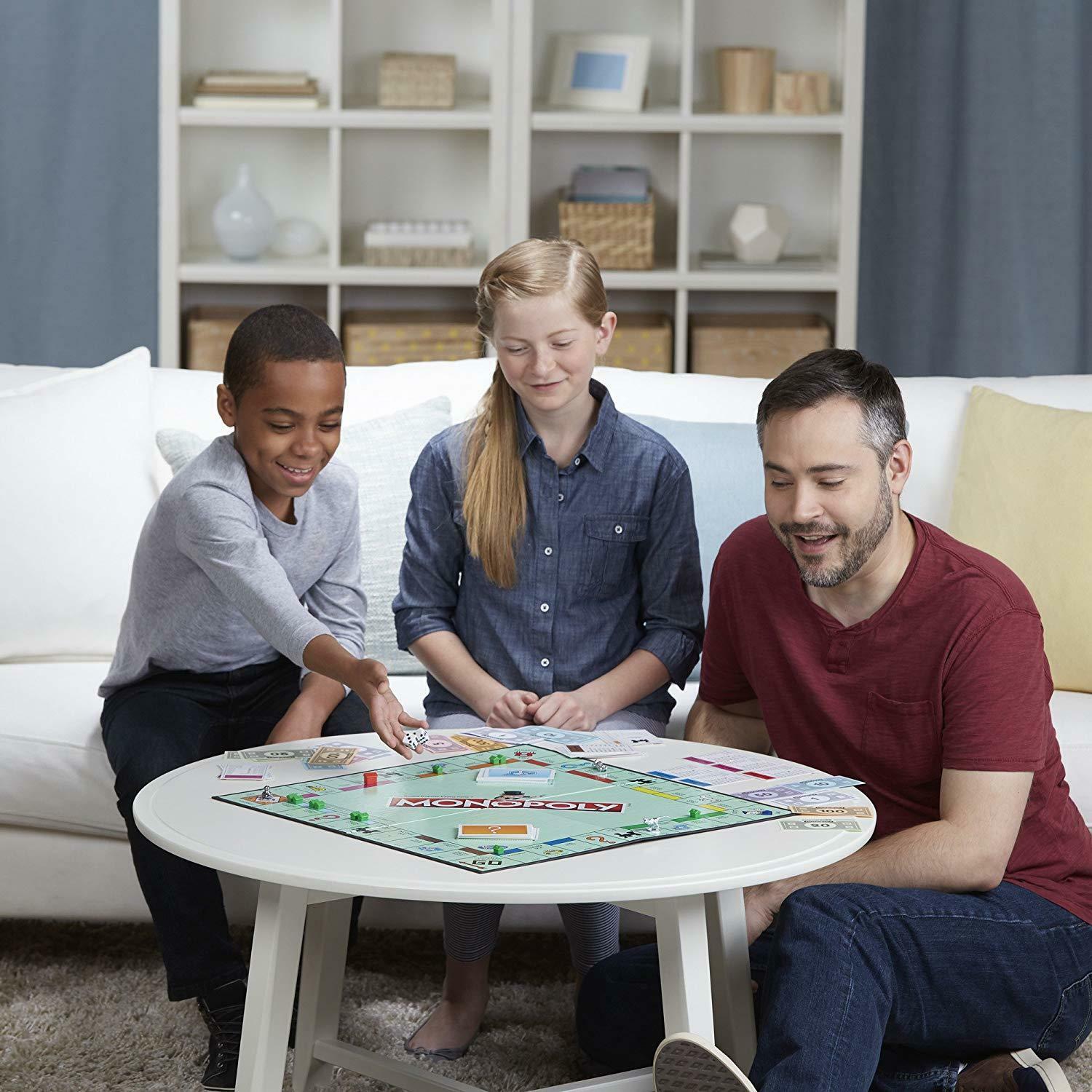 Monopoly: Nouvelle Série de Pions ! Famille