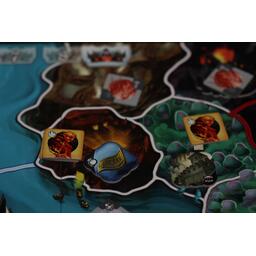 Small World: Underground Zoom