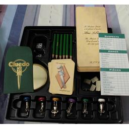 Cluedo: 50 (1949 - 1999) Materiels