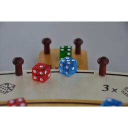 Tumblin-Dice: Medium Zoom