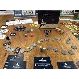 Moon Adventure Eclate