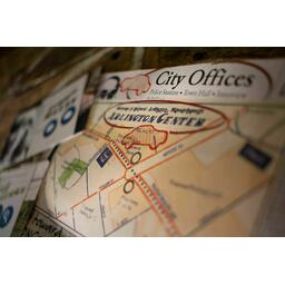 Détective: Un Jeu d'Enquête Moderne - Dig Deeper Zoom