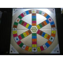 Trivial Pursuit: Édition Millenium Plateau