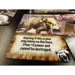 Smash Up: Même pas Mort Zoom