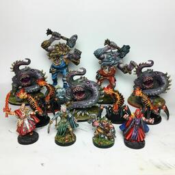 Descent: Voyages Dans les Ténèbres (Seconde Édition) - La Couronne du Destin Figurines