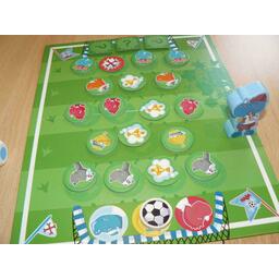 Fußball: Dinos Eclate