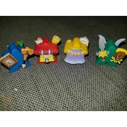 Tiny Epic Defenders Figurines