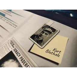 Détective: Un Jeu d'Enquête Moderne Zoom