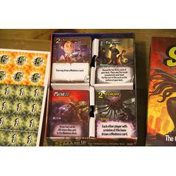 Smash Up: Cthulhu Fhtagn ! Contenu
