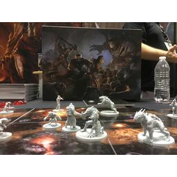 Claustrophobia 1643 Zoom