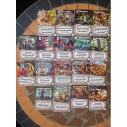 Smash Up: Ressemblances Fortuites Cartes