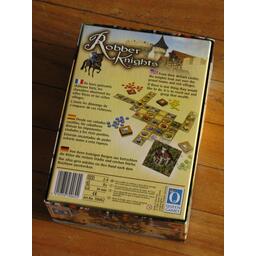 Robber Knights Back 3d