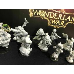 Wonderland's War Figurines