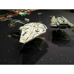 Star Wars: X-Wing - Faucon Millenium de Lando Vaisseau