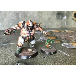 Blood Bowl: The Game of Fantasy Football - Fire Mountain Gut Busters Figurines