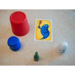 Bazar Bizarre: Le Chapeau Fantôme Eclate