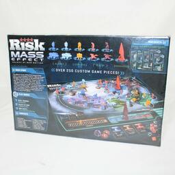 Risk: Mass Effect - Galaxy at War Edition Back 3d