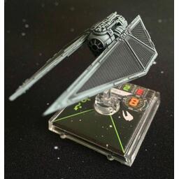 Star Wars: X-Wing - Le Jeu de Figurines - TIE Striker Vaisseau