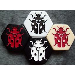 Hive: The Ladybug Tuiles