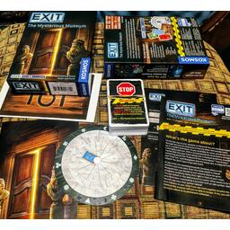 EXIT: Le Jeu - Le Musée Mystérieux Eclate