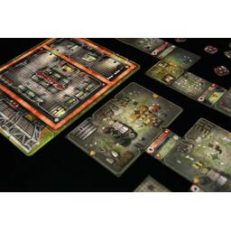 Heroes of Normandie: Radar Station and Factory Zoom