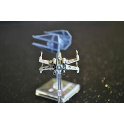 Star Wars: X-Wing - Le Jeu de Figurines - Intercepteur TIE Vaisseaux