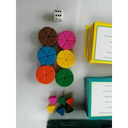 Trivial Pursuit: Édition Famille 2001 Zoom