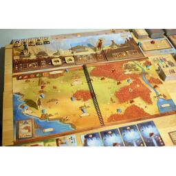 Near and Far: Les Royaumes du Lointain - Les Mines d'Ambre Eclate