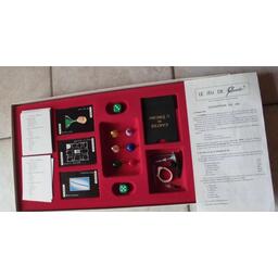 Cluedo ? (Jaune) Materiels