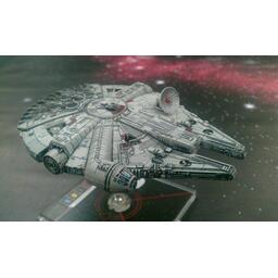 Star Wars: X-Wing - Le Jeu de Figurines - Faucon Millenium Vaisseau