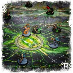 Blood Bowl: The Game of Fantasy Football - Skaven and Dwarf Pitch Eclate