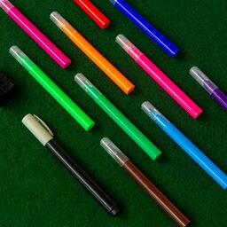 A Fake Artist Goes to New York Eclate