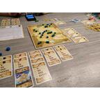 Huit Minutes pour un Empire Eclate