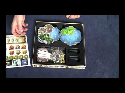 Small World: Realms Unboxing