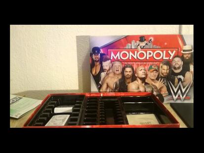 Monopoly: WWE Unboxing