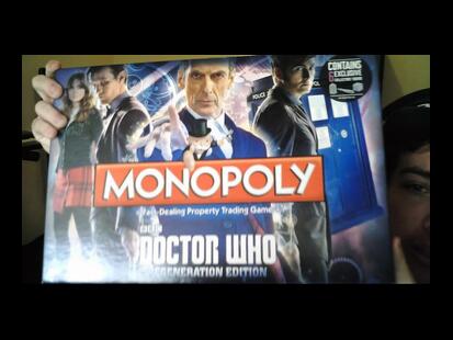 Monopoly: Doctor Who - Regeneration Edition Unboxing